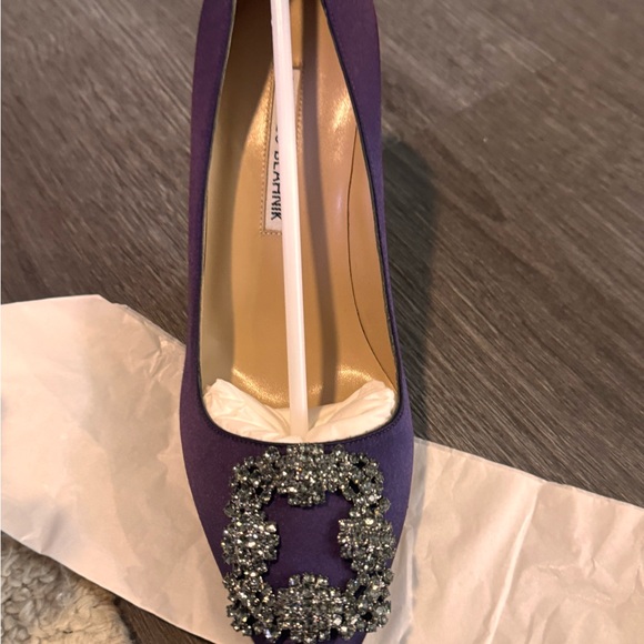 Manolo Blahnik Purple Embellished Heels - Picture 7 of 11
